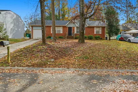 6600 Cool Water Ct, Charlotte, NC 28215