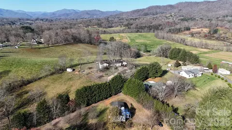 71 London Ln, Clyde, NC 28721 photo 7