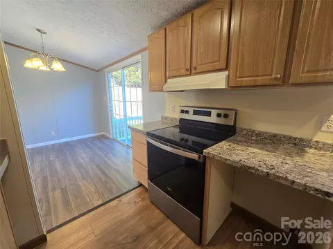 71 London Ln, Clyde, NC 28721 photo 10
