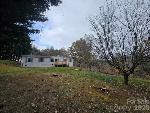 71 London Ln, Clyde, NC 28721 photo 4