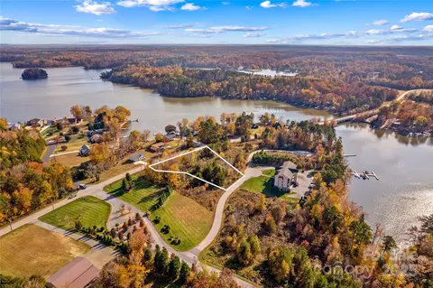 1975 Marina Pointe Rd, Salisbury, NC 28146