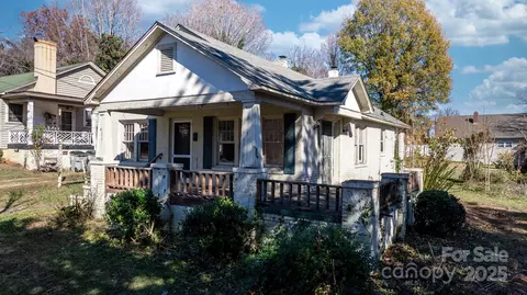 411 Mountain View Sw St SW, Lenoir, NC 28645