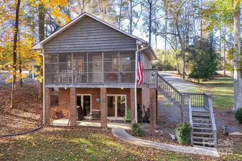 309 Emerald Shores Rd, Mount Gilead, NC 27306