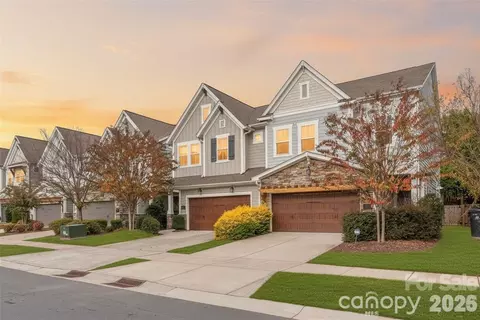 411 Belton St, Charlotte, NC 28209