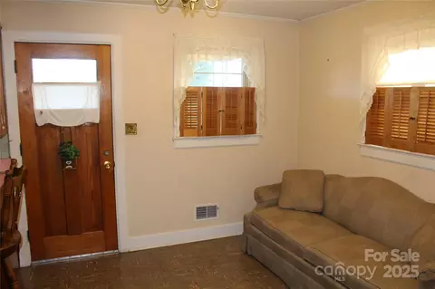 1761 Dearborn Street Ext, Morganton, NC 28655 photo 22