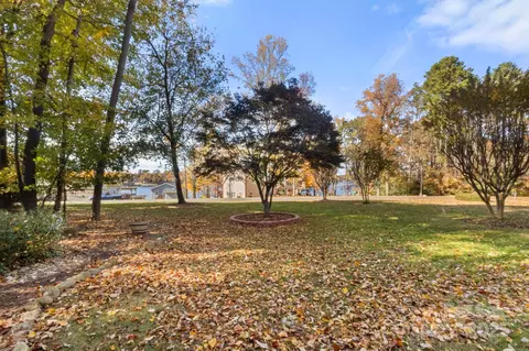 4901 Burton Ln, Denver, NC 28037 photo 6