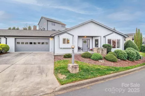 411 Kyfields St, Weaverville, NC 28787