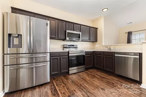 4208 Carl Parmer Dr, Harrisburg, NC 28075