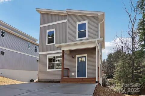 12 Escondido Dr, Asheville, NC 28806