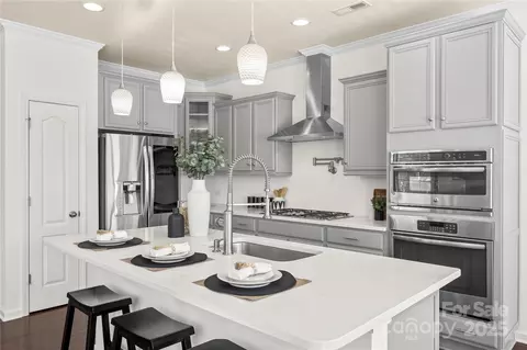 Kitchen - 214 Butterfly Pl, Fort Mill, SC 29708 photo 4 of 4