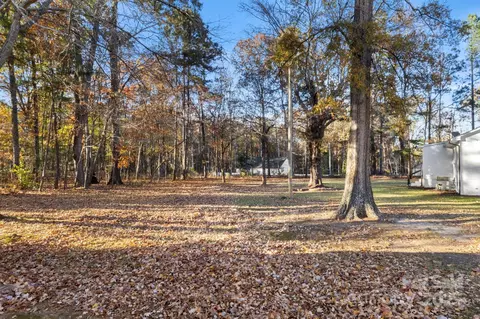 Exterior - 1978 Powell Ave, Lancaster, SC 29720 photo 4 of 8