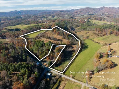 Gabriels Lane, Mars Hill, NC 28754