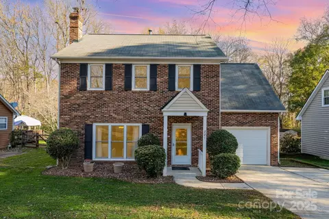 221 Stratford 88 Dr #88, Indian Trail, NC 28079
