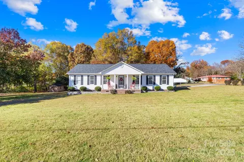 116 Overcash Ave, Kannapolis, NC 28081