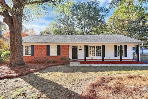 7118 April Ridge Ln, Charlotte, NC 28215