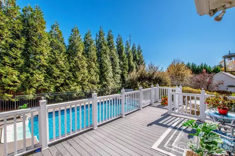 2344 Smith Cove Rd, Denver, NC 28037