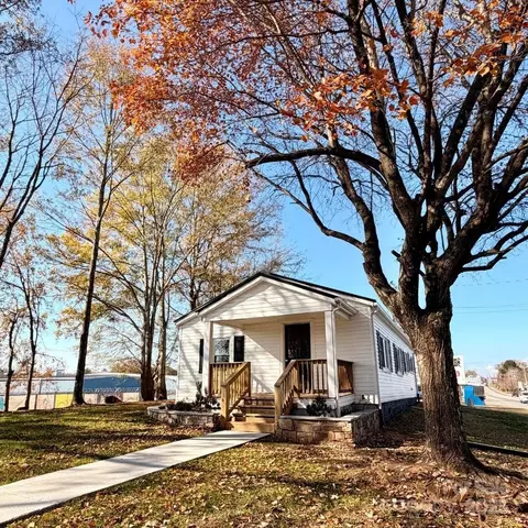 638 E Main St, Spindale, NC 28160