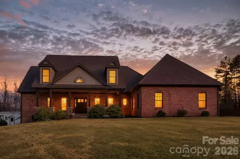 476 Ijames Church Rd, Mocksville, NC 27028