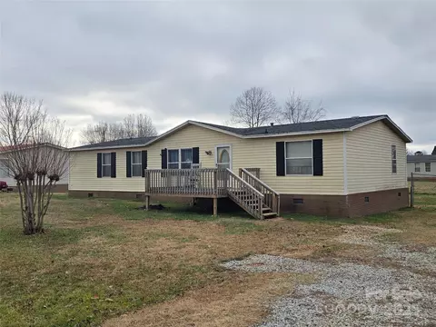 125 Chesapeake Dr, Salisbury, NC 28147
