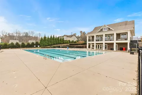 Exterior - 16714 Setter Point Ln, Davidson, NC 28036 photo 6 of 6