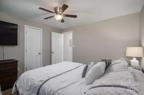 164 8th Sw Ave SW, Conover, NC 28613 photo 22