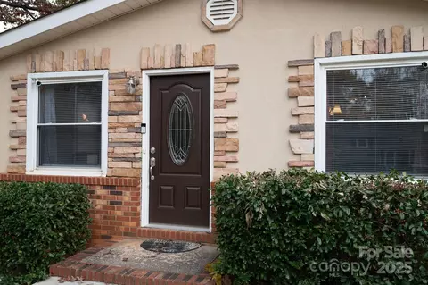 164 8th Sw Ave SW, Conover, NC 28613 photo 4