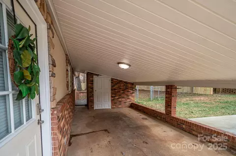 164 8th Sw Ave SW, Conover, NC 28613 photo 27