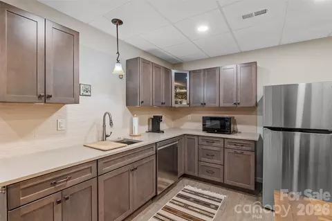 Kitchen - 249 Pine Mountain Trl, Brevard, NC 28712 photo 5 of 5