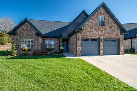 4290 Holly Ne Cir NE, Conover, NC 28613