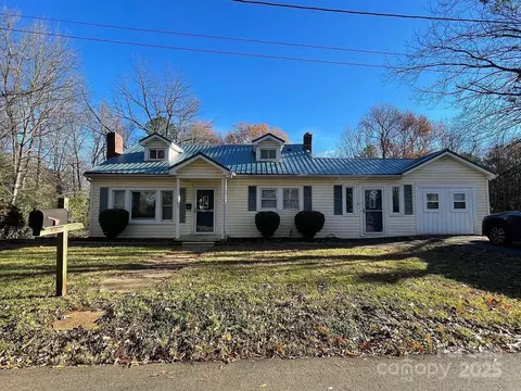 103 Falls St, Kings Mountain, NC 28086