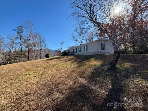 930 Dc Johnson Rd, Marion, NC 28752