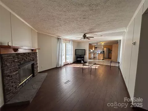 930 Dc Johnson Rd, Marion, NC 28752 photo 17