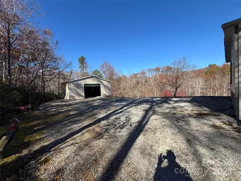 930 Dc Johnson Rd, Marion, NC 28752 photo 8