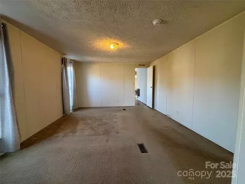 930 Dc Johnson Rd, Marion, NC 28752 photo 24