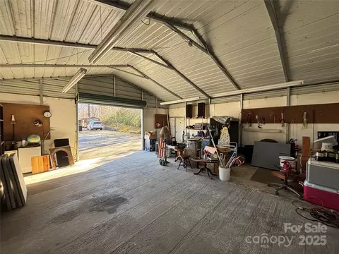 930 Dc Johnson Rd, Marion, NC 28752 photo 10