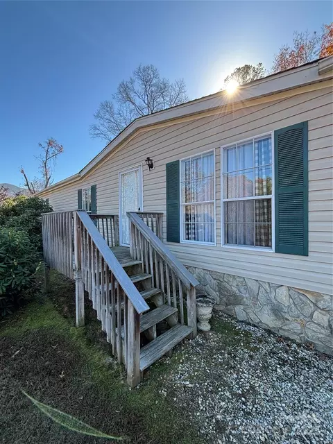 930 Dc Johnson Rd, Marion, NC 28752 photo 5