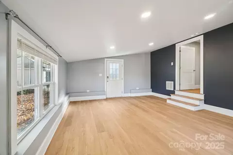 Living - 611 Sumner St, Kannapolis, NC 28083 photo 6 of 7
