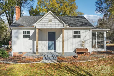 611 Sumner St, Kannapolis, NC 28083