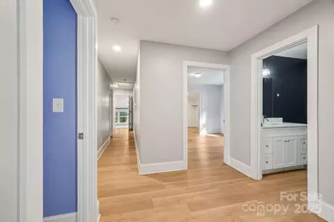 Entry Way - 611 Sumner St, Kannapolis, NC 28083 photo 1 of 2