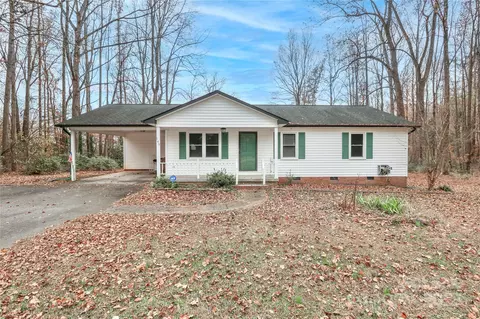 149 Whitetail Rd, Statesville, NC 28625