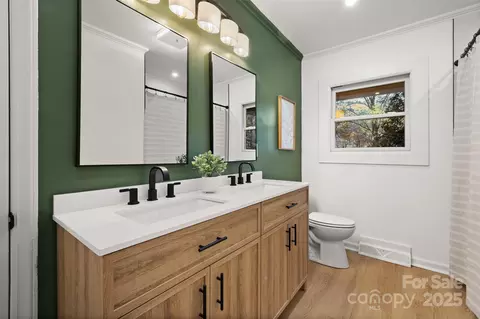 Bath - 805 Leewood Dr, Monroe, NC 28112 photo 1 of 5