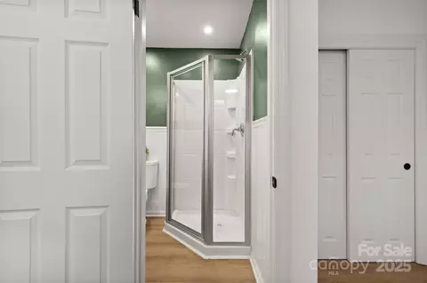 Bath - 805 Leewood Dr, Monroe, NC 28112 photo 4 of 5