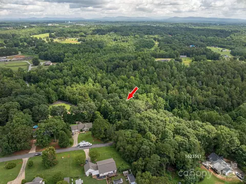 Line Drive, Forest City, NC 28043