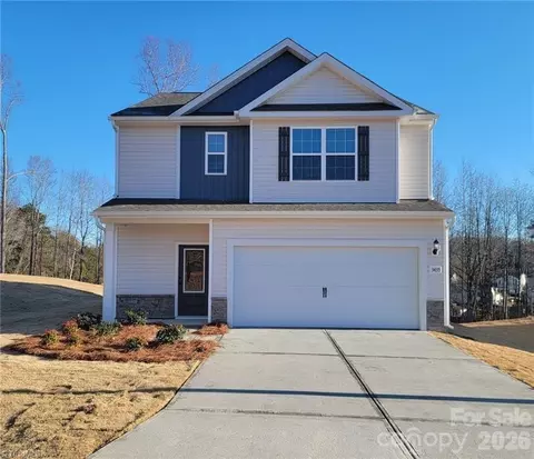 3435 Robindale Dr, Winston Salem, NC 27107