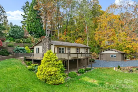 100 Beech Valley Est, Weaverville, NC 28787