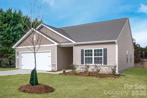 421 Robindale Ct, Winston Salem, NC 27107