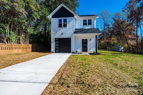 1449 4th Sw St SW, Hickory, NC 28602
