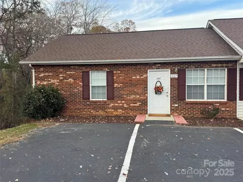 117 24th Nw St NW, Hickory, NC 28601