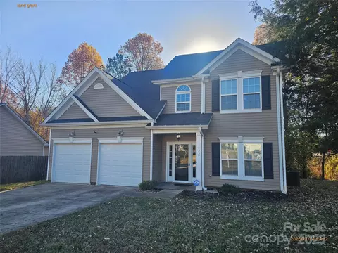 1337 Land Grant Rd, Charlotte, NC 28217