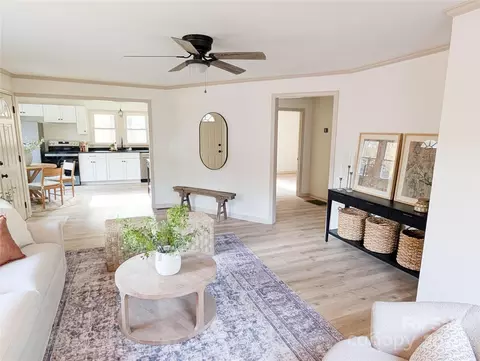 Living - 428 E Division Ave, Salisbury, NC 28144 photo 3 of 4